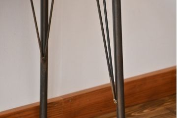 アンティーク家具　アンティーク  天板一枚板 古材を使った鉄脚テーブル(4)(作業台、机)