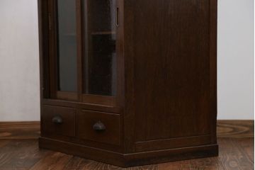 アンティーク家具　アンティーク 気泡ガラスの引き出し付き収納棚(飾り棚)