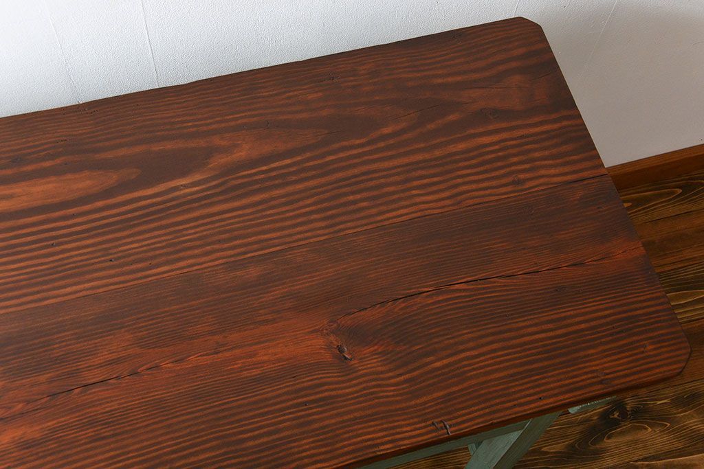 アンティーク家具　アンティークペイント　シンプルな横長作業台(テーブル、机)