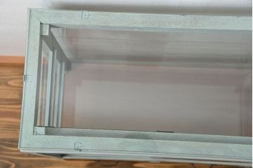 アンティーク家具　アンティークペイント　小さな引き出し付きガラスケース(ショーケース、飾り棚)