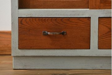 アンティーク家具　アンティークペイント　小さな引き出し付きガラスケース(ショーケース、飾り棚)