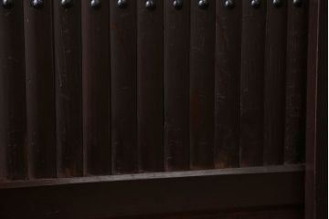 アンティーク家具　アンティーク 丸桟仕上げ モダンな三尺水屋箪笥サイドボード(収納棚)