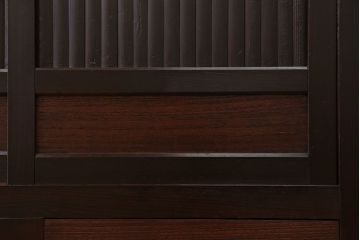 アンティーク家具　アンティーク 丸桟仕上げ モダンな三尺水屋箪笥サイドボード(収納棚)