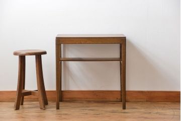 レトロ家具　昭和レトロ 古い栓材のアンティークサイドテーブル(机)