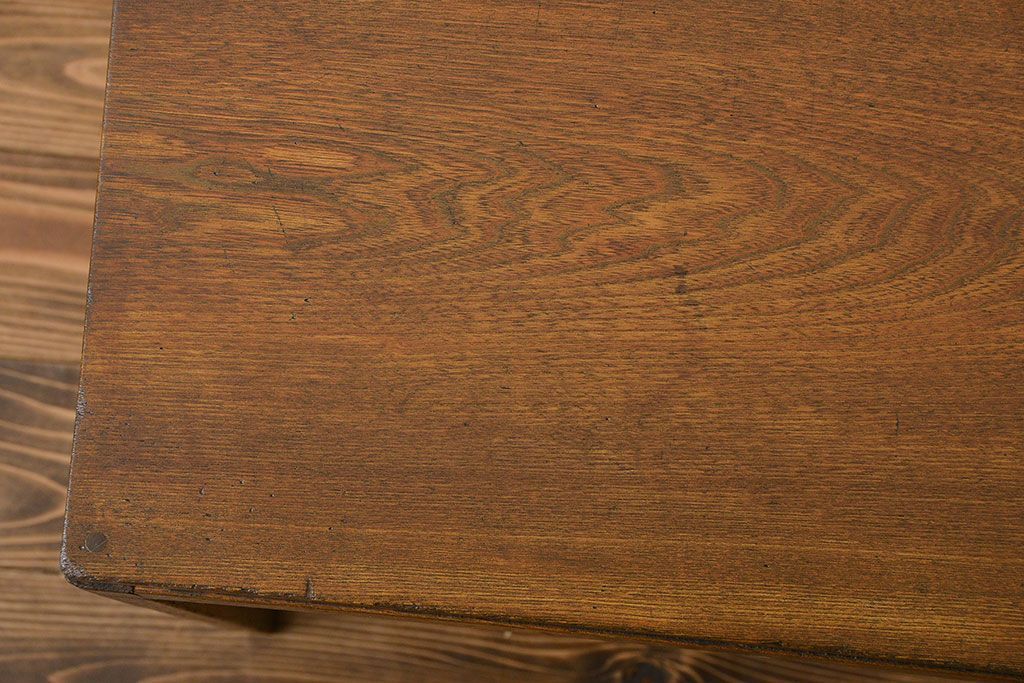 レトロ家具　昭和レトロ 古い栓材のアンティークサイドテーブル(机)