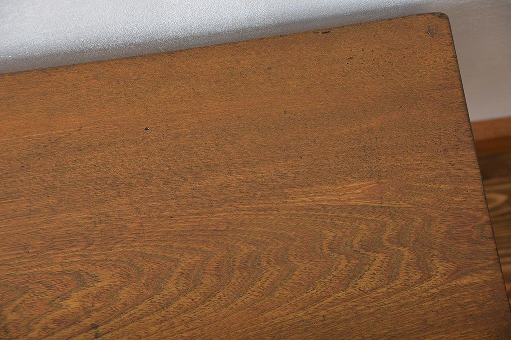 レトロ家具　昭和レトロ 古い栓材のアンティークサイドテーブル(机)