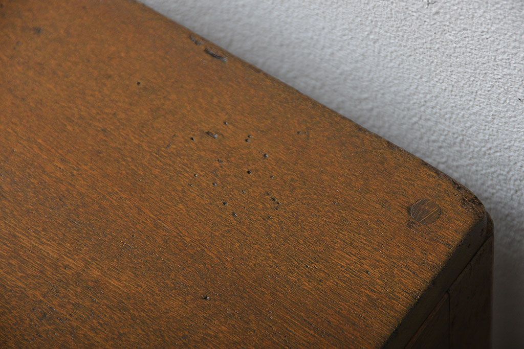 レトロ家具　昭和レトロ 古い栓材のアンティークサイドテーブル(机)