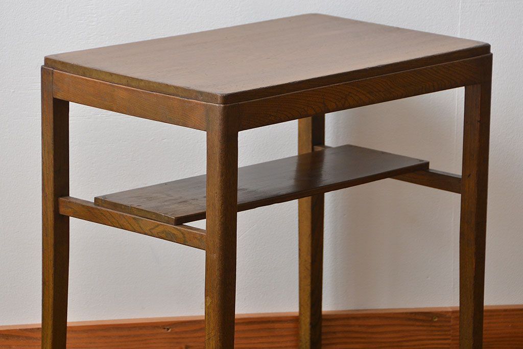 レトロ家具　昭和レトロ 古い栓材のアンティークサイドテーブル(机)