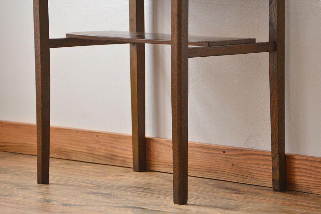 レトロ家具　昭和レトロ 古い栓材のアンティークサイドテーブル(机)