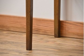 レトロ家具　昭和レトロ 古い栓材のアンティークサイドテーブル(机)