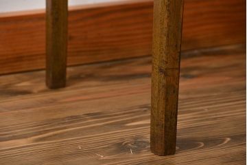 レトロ家具　昭和レトロ 古い栓材のアンティークサイドテーブル(机)