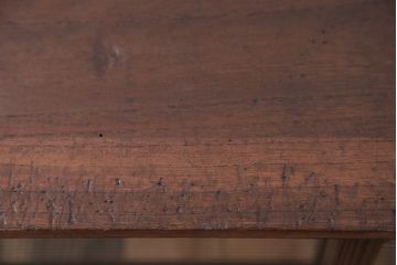 アンティーク家具　アンティーク 鉄脚付きのモールガラスローボード(収納棚)