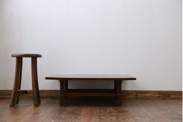 アンティーク家具　古民具・骨董 天板欅材一枚板 シンプルな角テーブル(机)