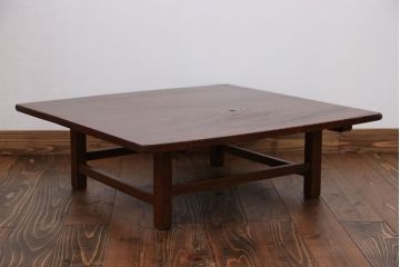 アンティーク家具　古民具・骨董 天板欅材一枚板 シンプルな角テーブル(机)
