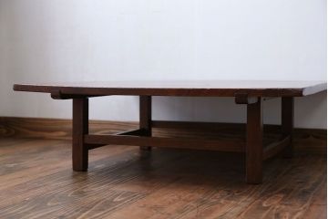 アンティーク家具　古民具・骨董 天板欅材一枚板 シンプルな角テーブル(机)