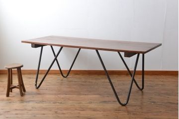アンティーク家具　アンティーク 天板ナラ材の大きな鉄脚作業台(テーブル、机)