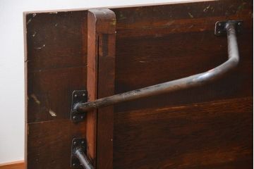 アンティーク家具　アンティーク 天板ナラ材の大きな鉄脚作業台(テーブル、机)