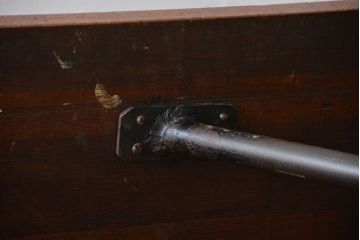 アンティーク家具　アンティーク 天板ナラ材の大きな鉄脚作業台(テーブル、机)