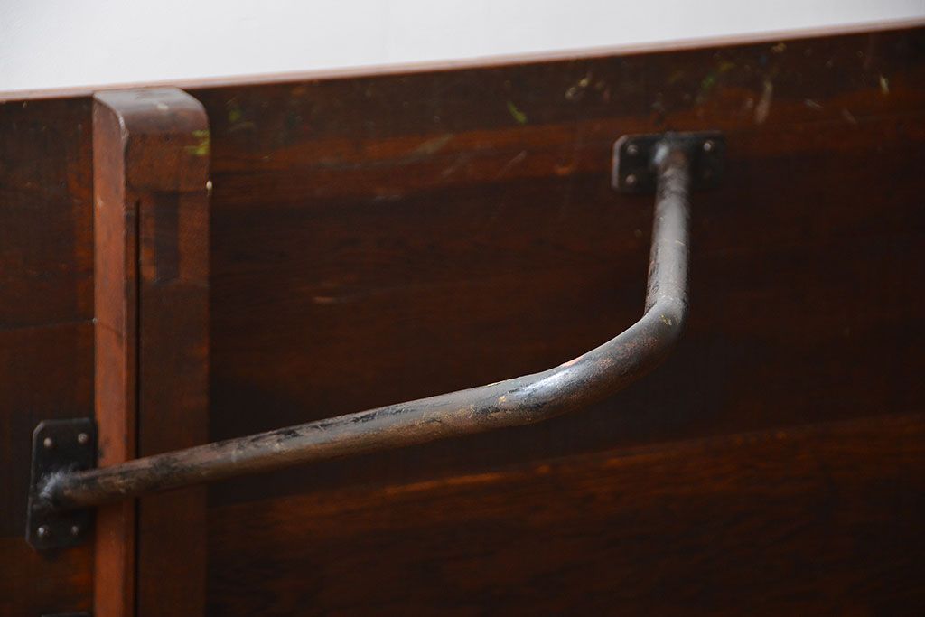 アンティーク家具　アンティーク 天板ナラ材の大きな鉄脚作業台(テーブル、机)