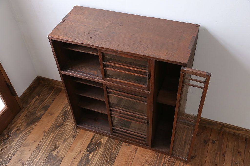 レトロ家具　昭和レトロ 古い木の気泡ガラス収納棚(戸棚、食器棚、下駄箱)