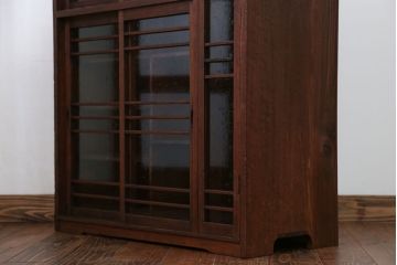 レトロ家具　昭和レトロ 古い木の気泡ガラス収納棚(戸棚、食器棚、下駄箱)