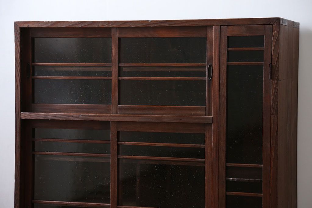 レトロ家具　昭和レトロ 古い木の気泡ガラス収納棚(戸棚、食器棚、下駄箱)