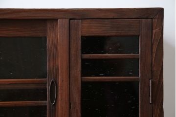 レトロ家具　昭和レトロ 古い木の気泡ガラス収納棚(戸棚、食器棚、下駄箱)