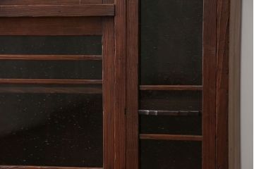 レトロ家具　昭和レトロ 古い木の気泡ガラス収納棚(戸棚、食器棚、下駄箱)