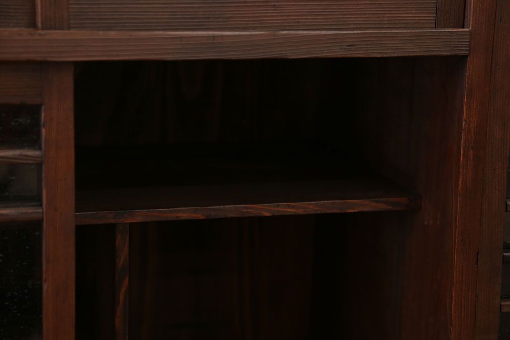 レトロ家具　昭和レトロ 古い木の気泡ガラス収納棚(戸棚、食器棚、下駄箱)