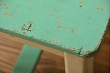 アンティーク家具　イギリスアンティーク 古いペイントのフタ付きスツール(椅子、イス、サイドテーブル)