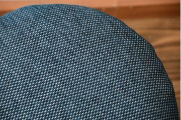 アンティーク家具　アンティーク 古い木の丸スツール(丸椅子・イス)