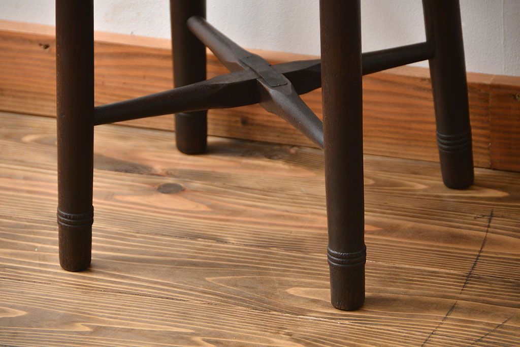 アンティーク家具　アンティーク 古い木の丸スツール(丸椅子・イス)