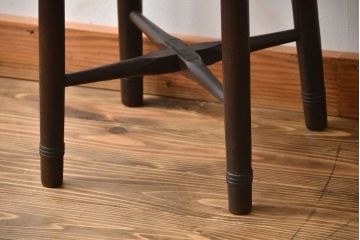 アンティーク家具　アンティーク 古い木の丸スツール(丸椅子・イス)