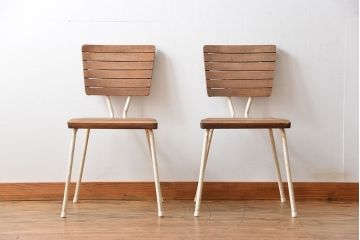 アンティーク家具　イギリスアンティーク ペンキのはげたガーデンチェア2脚セット(1)(椅子、イス)