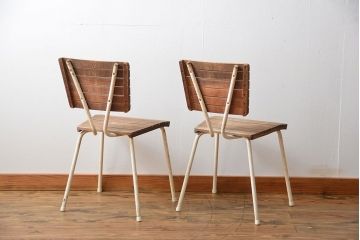 アンティーク家具　イギリスアンティーク ペンキのはげたガーデンチェア2脚セット(1)(椅子、イス)
