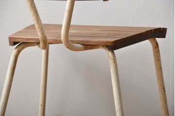 アンティーク家具　イギリスアンティーク ペンキのはげたガーデンチェア2脚セット(1)(椅子、イス)