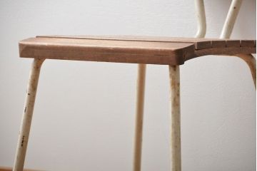 アンティーク家具　イギリスアンティーク ペンキのはげたガーデンチェア2脚セット(2)(椅子、イス)