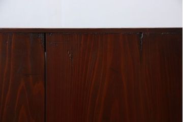 アンティーク家具　アンティーク 小さな格納テーブル付きの銀モールガラス収納棚(戸棚)