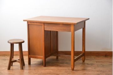 レトロ家具　昭和レトロ シンプルな片袖机(デスク、在宅ワーク、在宅用テーブル)