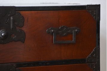 アンティーク家具　アンティーク 前面欅材!味わい深い角手庄内箪笥(時代箪笥)