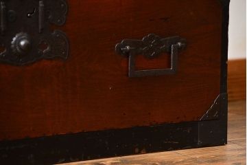 アンティーク家具　アンティーク 前面欅材!味わい深い角手庄内箪笥(時代箪笥)