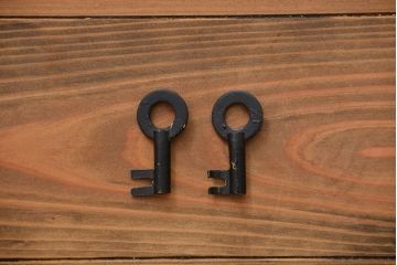 アンティーク家具　アンティーク 前面欅材!味わい深い角手庄内箪笥(時代箪笥)