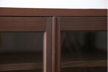 アンティーク家具　アンティーク 古い木のシンプルな鉄脚収納棚(キャビネット)