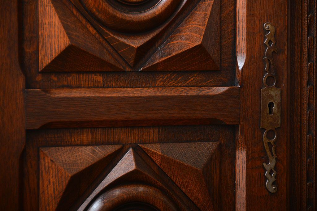 アンティーク家具　フランスアンティーク オーク材!上質なアールデコ サイドボード(サイドキャビネット)