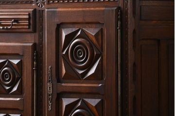 アンティーク家具　フランスアンティーク オーク材!上質なアールデコ サイドボード(サイドキャビネット)