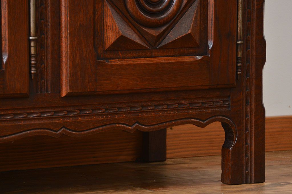 アンティーク家具　フランスアンティーク オーク材!上質なアールデコ サイドボード(サイドキャビネット)