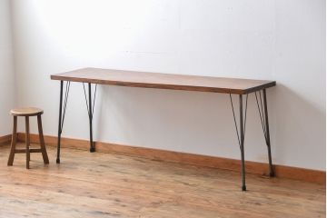 アンティーク家具　アンティーク 天板一枚板 古材の鉄脚テーブル(1)(机、作業台)