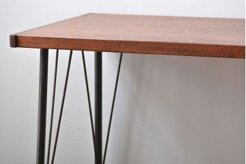 アンティーク家具　アンティーク 天板一枚板 古材の鉄脚テーブル(2)(机、作業台)