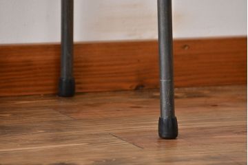 アンティーク家具　アンティーク 天板一枚板 古材の鉄脚テーブル(2)(机、作業台)