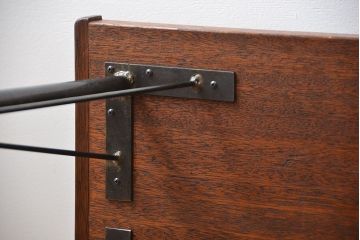アンティーク家具　アンティーク 天板一枚板 古材の鉄脚テーブル(2)(机、作業台)